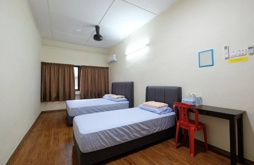 Central Seberang Perai House | Comfortable Homestay in perai