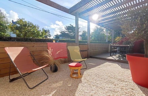 Jullouville House | Comfortable house 50m from the sea