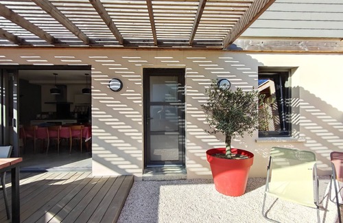 Jullouville House | Comfortable house 50m from the sea