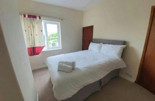 Alsagers Bank House | Comfortable House in Stoke