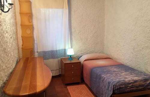 La Caletta House | Comfortable house with large living room 3 bedrooms, quiet residential area