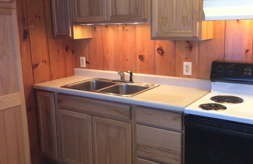 College House | Comfortable House With Kitchen On The Chena River. Family Friendly.