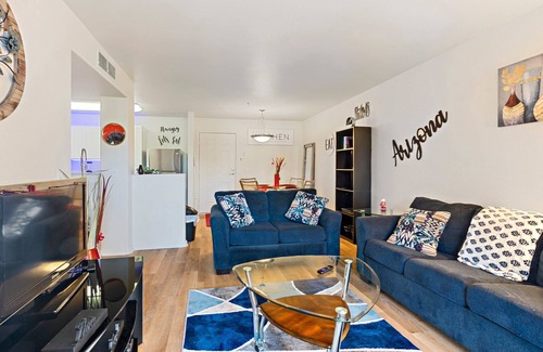 Tempe Apartment | Comfortable King Sized1-bedroom rental unit with pool + arcade + gym!