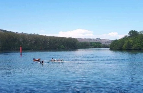Condrieu House | Comfortable mobile home on the banks of the Viarhrôna, near LYON