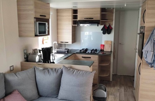 Lattes House | Comfortable mobile-home rental in a 4* campsite, Le lac des rêves.