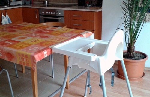 Ujlipotvaros Apartment | Comfortable new apartment with underground parking and free WiFi