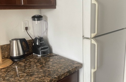 Anaheim Colony Historic District Apartment | Comfortable nice big studio. With full kitchen