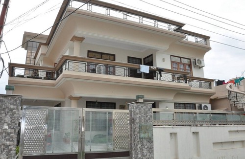 Bullawala House | Comfortable Private Room in Dalanwala