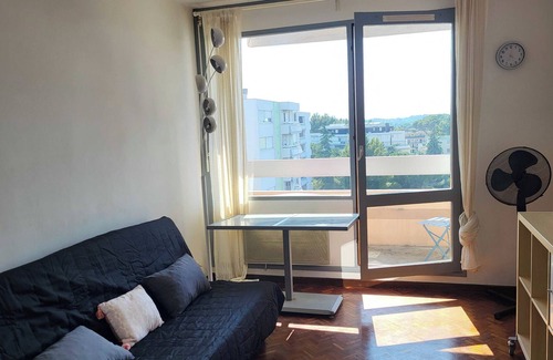 Beaux Arts-Boutonnet Apartment | Comfortable, quiet studio in Montpellier.