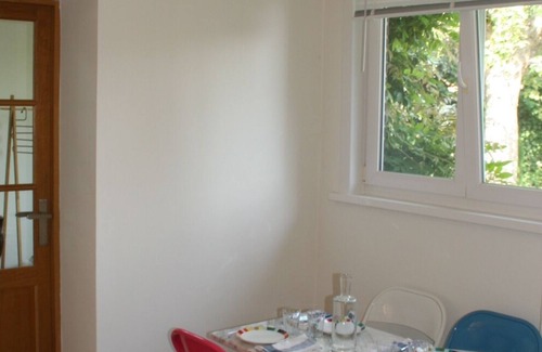 Marcq-en-Baroeul Apartment | Comfortable renovated apartment with garden 5min tram