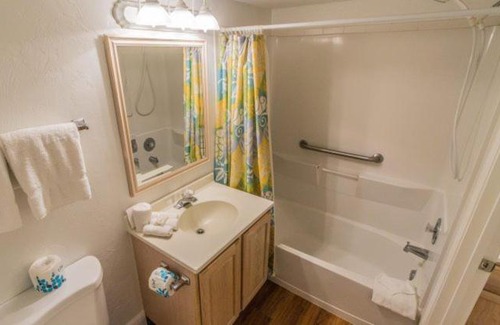 Joel Apartment | Comfortable Resort Condos in Lehigh Acres, Florida