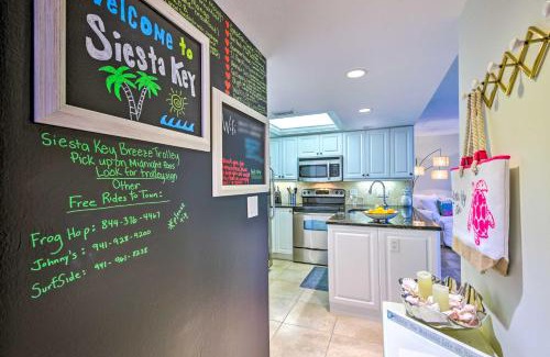 Siesta Key Apartment | Comfortable Siesta Key Condo with Pool Access!