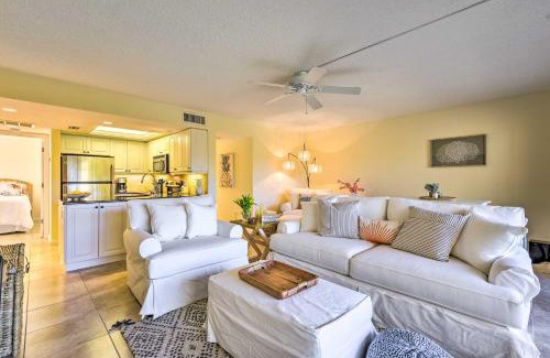 Siesta Key Apartment | Comfortable Siesta Key Condo with Pool Access!