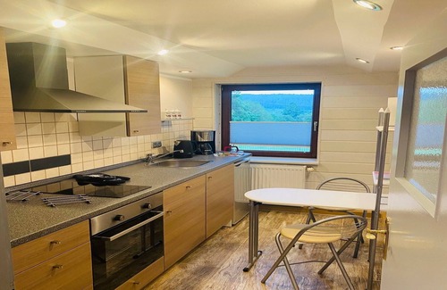 Altenfeld House | Comfortable Spa Town Home