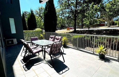 Braddon Apartment | Comfortable & Spacious -2bd 2bth