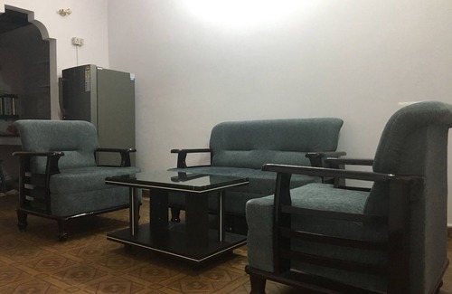 Pulikeshi Nagar House | Comfortable stay @ Centre of Bangalore