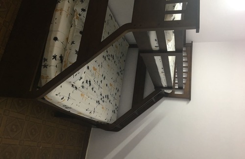 Pulikeshi Nagar House | Comfortable stay @ Centre of Bangalore