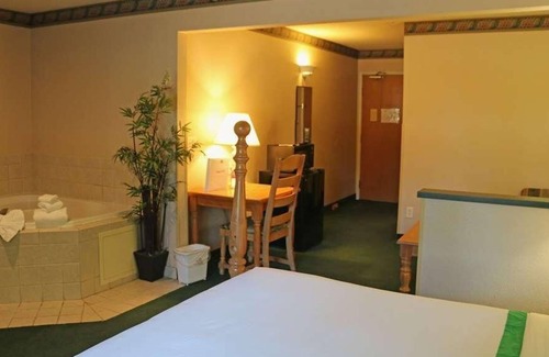 Kelso House | Comfortable Stay in Guesthouse Kelso Longview! Free Parking!