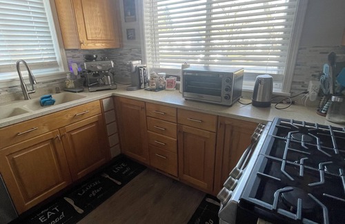 Midland House | Comfortable stay in Midland