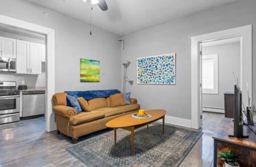 Downtown Des Moines Apartment | Comfortable stay in historic Sherman Hill-3