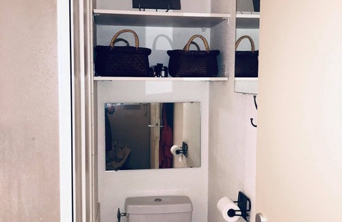 Suresnes Apartment | Comfortable Studio Apartement Dans une Résidence Calme et Securisée