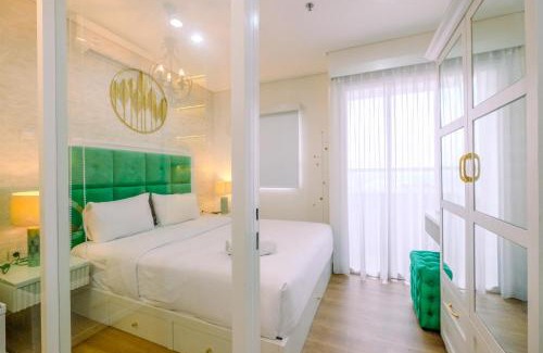 Pondokcina Apartment | Comfortable Studio Apartment at Atlanta Residences By Travelio