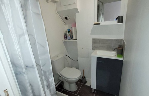 Rouen City Centre Apartment | Comfortable studio in the heart of Rouen, next to the Rouen town hall!