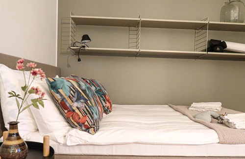 Hallonbergen Apartment | Comfortable Studio Apartment Garden View By City Living - Umami