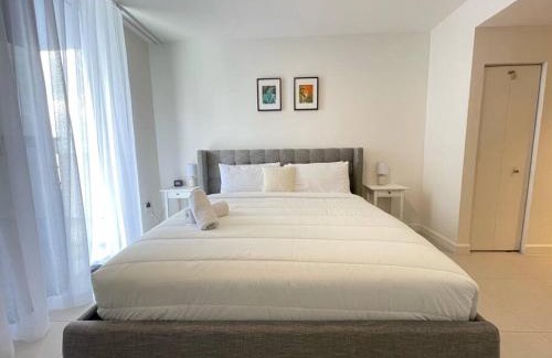 Doral Apartment | Comfortable Studio suites in downtown Doral
