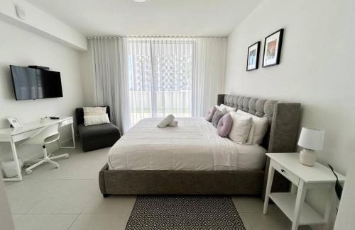 Doral Apartment | Comfortable Studio suites in downtown Doral