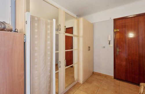 Antibes Apartment | Comfortable studio with a balcony facing the sea - Antibes - Welkeys