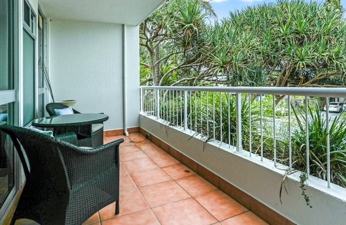 Sunshine Beach Apartment | Comfortable & stylish with rooftop spa
