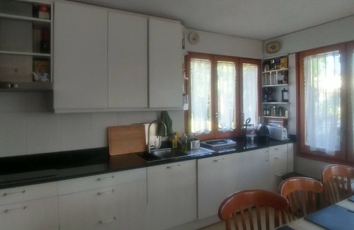 el Carme House | Comfortable sunny house, swimming pool, garden, parking, great views wifi sat