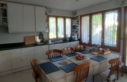 el Carme House | Comfortable sunny house, swimming pool, garden, parking, great views wifi sat
