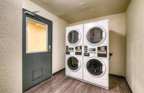 South End House | Comfortable Tacoma room near WA universities !