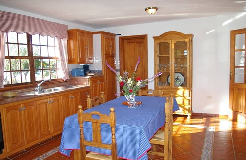 El Roque House | Comfortable traditional Canary house with sea views and private Swimming Pool