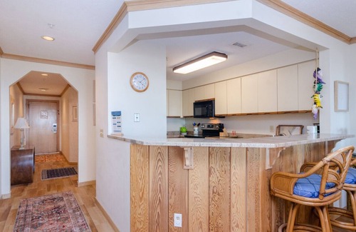 Shell Island Condo | Comfortable oceanfront condo in Wrightsville Dunes