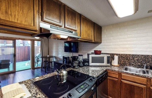 Incline Village Apartment | Comfortable Vacation incline village Lake Tahoe Studio/Cabin/Apartment Sleeps 2