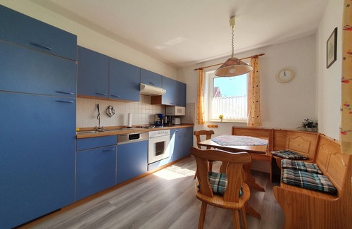 Ditzum Apartment | Comfortable vacation apartment at the Ditzumer Sieltief, 45019 - Comfortable