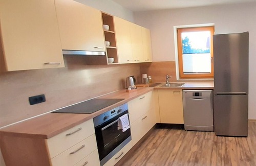 Bled Apartment | Comfortable vacation apartment with terrace - Apartma Toro Bled*1