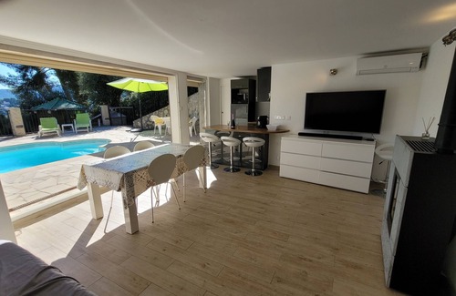 Gairaut House | Comfortable villa - 3 rooms - PRIVATE swimming pool in a quiet location in Nice