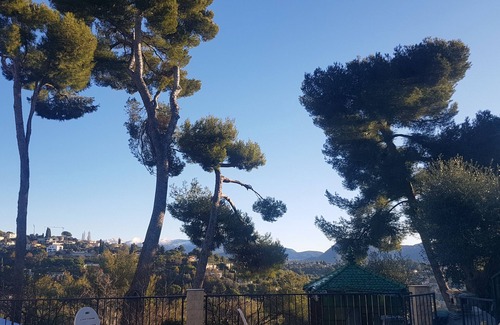 Gairaut House | Comfortable villa - 3 rooms - PRIVATE swimming pool in a quiet location in Nice