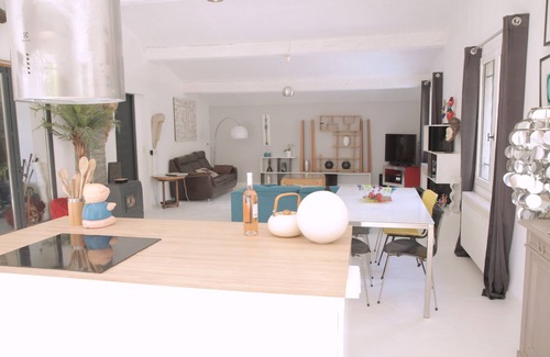 Lorgues House | Comfortable villa with pool