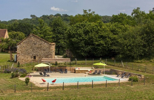 Larzac Villa | Comfortable villas in the heart of the Périgord forest