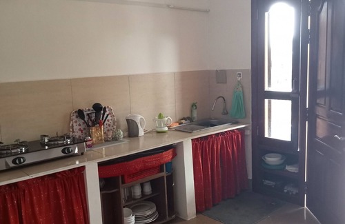 Krong Kaeb Apartment | Comfortable, well-located apartment