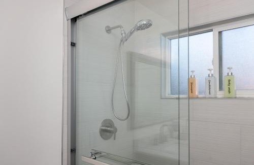 Willow Glen South - Lincoln Glen Apartment | Comfortable Willow Glen Home w Central AC&Heater