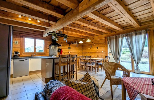Anould Cottage | Comfortable wooden chalet, Wifi, Pets allowed