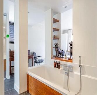 Saint-Cloud Apartment | Comfortion Mirage - appartement de luxe avec vue sur la Tour Eiffel et Paris