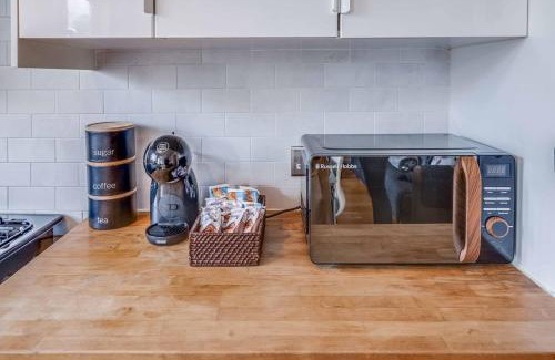 Norland Apartment | Comfy 1-Bed flat near Kensington