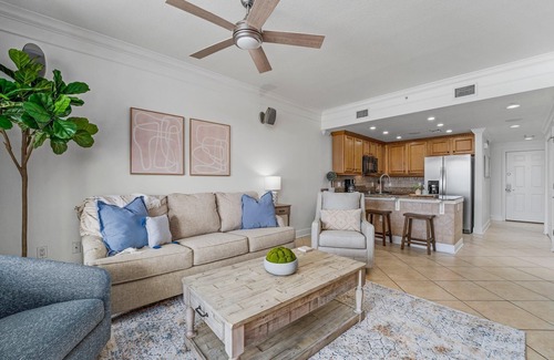 Santa Rosa Beach Condo | Comfy 1-Bedroom, 2-Bath Condo in Gated Community - Includes 3 Adult Bikes!